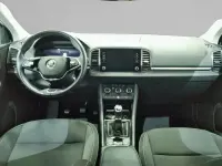 Usado Skoda Karoq Selection 115 CV (84 kW) 2024 Blanco SUV
