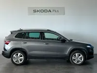 Usado Skoda Karoq Selection 150 CV (110 kW) 2025 Gris / plata SUV