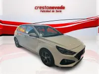 Usado Hyundai i30 120 CV (88 kW) 2023 Blanco Berlina