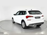 Usado Skoda Kamiq 110 CV (80 kW) 2022 Blanco SUV