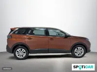 Usado Peugeot 5008 Active 131 CV (96 kW) 2022 Marrón SUV