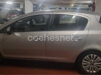 Usado Opel Corsa Selective 100 CV (73 kW) 2014 Gris / plata Berlina