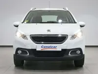Usado Peugeot 2008 Active 92 CV (67 kW) 2015 Blanco SUV