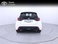 Usado Toyota Yaris Hybrid Active 116 CV (85 kW) 2022 Blanco Utilitario