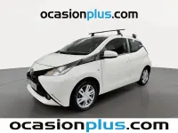 Usado Toyota Aygo X-play 69 CV (50 kW) 2018 Blanco Utilitario