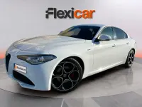Usado Alfa Romeo Giulia Sprint 200 CV (147 kW) 2021 Blanco Berlina
