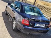 Usado Audi A4 115 CV (84 kW) 2001 Azul Berlina