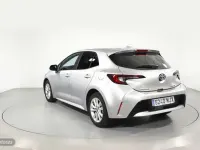 Usado Toyota Corolla Active 140 CV (102 kW) 2023 Gris Berlina