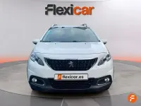 Usado Peugeot 2008 Active 100 CV (73 kW) 2019 Blanco SUV
