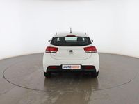 Usado Kia Rio 85 CV (62 kW) 2017 Blanco Berlina