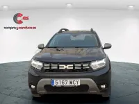 Usado Dacia Duster Journey 100 CV (73 kW) 2022 Gris / plata SUV