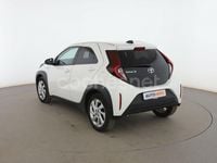 Usado Toyota Aygo Play 72 CV (52 kW) 2024 Blanco Utilitario