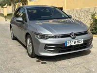 Usado VW Golf VIII Style 204 CV (150 kW) 2025 Gris / plata Berlina