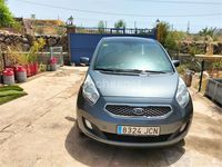 Usado Kia Venga 90 CV (66 kW) 2011 Gris / plata Utilitario