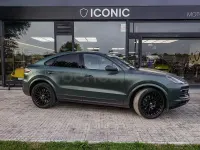 Usado Porsche Cayenne Platinum Edition 462 CV (339 kW) 2022 Verde SUV