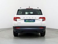 Usado Skoda Karoq Ambition 150 CV (110 kW) 2021 Blanco SUV