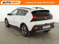 Usado Hyundai Bayon 101 CV (74 kW) 2022 Blanco SUV