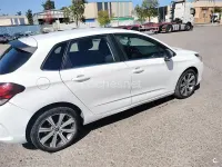 Usado Citroën C4 Feel 99 CV (72 kW) 2015 Blanco Berlina