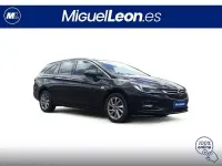 Usado Opel Astra Dynamic 125 CV (91 kW) 2019 Negro Familiar