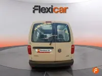Usado VW Caddy Trendline 122 CV (89 kW) 2017 Blanco Monovolumen
