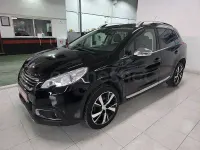 Usado Peugeot 2008 Active 92 CV (67 kW) 2015 Negro SUV