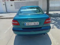 Usado Volvo S40 115 CV (84 kW) 2001 Verde Berlina