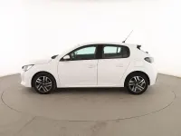 Usado Peugeot 208 Allure 101 CV (74 kW) 2019 Blanco Utilitario