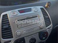 Usado Hyundai i20 Comfort 75 CV (55 kW) 2010 Blanco Utilitario
