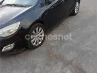 Usado Opel Astra Sport 110 CV (80 kW) 2011 Negro Berlina