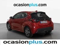 Usado Toyota Yaris Hybrid Active 116 CV (85 kW) 2024 Rojo Utilitario