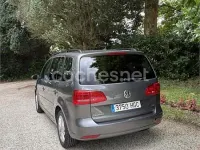 Usado VW Touran Advance 105 CV (77 kW) 2011 Gris / plata Monovolumen