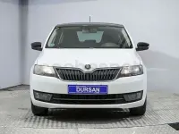 Usado Skoda Rapid Style 125 CV (91 kW) 2016 Blanco Utilitario