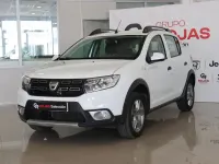 Usado Dacia Sandero Essentiel 100 CV (73 kW) 2021 Blanco