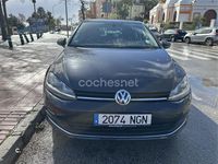 Usado VW Golf VII Advance 115 CV (84 kW) 2016 Violeta / lila Berlina