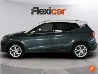 Usado Seat Arona FR 150 CV (110 kW) 2023 Gris SUV