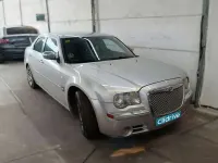 Usado Chrysler 300C 249 CV (183 kW) 2004 Gris Berlina