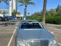 Usado Mercedes E200 Elegance 136 CV (100 kW) 2008 Gris / plata Berlina