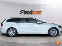 Usado Volvo V60 Kinetic 150 CV (110 kW) 2019 Blanco Familiar