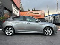 Usado Alfa Romeo Giulietta 120 CV (88 kW) 2018 Gris / plata Utilitario