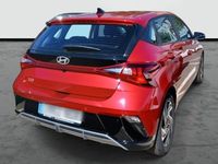 Usado Hyundai i20 100 CV (73 kW) 2025 Rojo dragón Utilitario