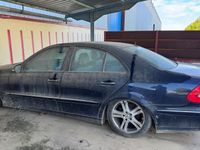 Usado Mercedes E320 Classic 224 CV (164 kW) 2007 Azul Familiar