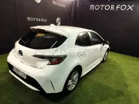 Usado Toyota Corolla Active 122 CV (89 kW) 2019 Blanco Berlina