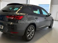 Usado Seat Leon Style 115 CV (84 kW) 2019 Gris / plata Berlina