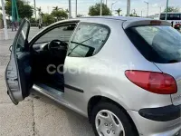 Begagnad Peugeot 206 70 HK (51 kW) 2000 Grå Sedan