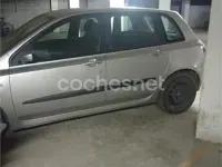 Usado Fiat Stilo 115 CV (84 kW) 2003 Gris / plata Berlina