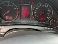 Usado Audi A4 130 CV (95 kW) 2001 Gris / plata Berlina