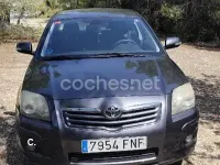 Usado Toyota Avensis Sol 129 CV (94 kW) 2007 Negro Berlina