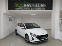 Usado Hyundai i20 100 CV (73 kW) 2023 Blanco Utilitario