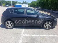 Usado Seat Leon Stylance 140 CV (102 kW) 2006 Negro Utilitario
