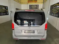 Usado Mercedes V250 Exclusive 190 CV (139 kW) 2019 Gris / plata Monovolumen